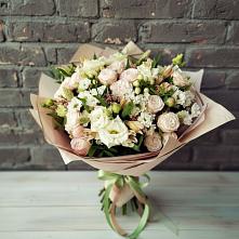 Букет цветов из:  Альстромерии, Розы и Хризантемы в Лесколово