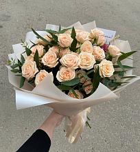 Букет Кремовые розы Латте в Лесколово
