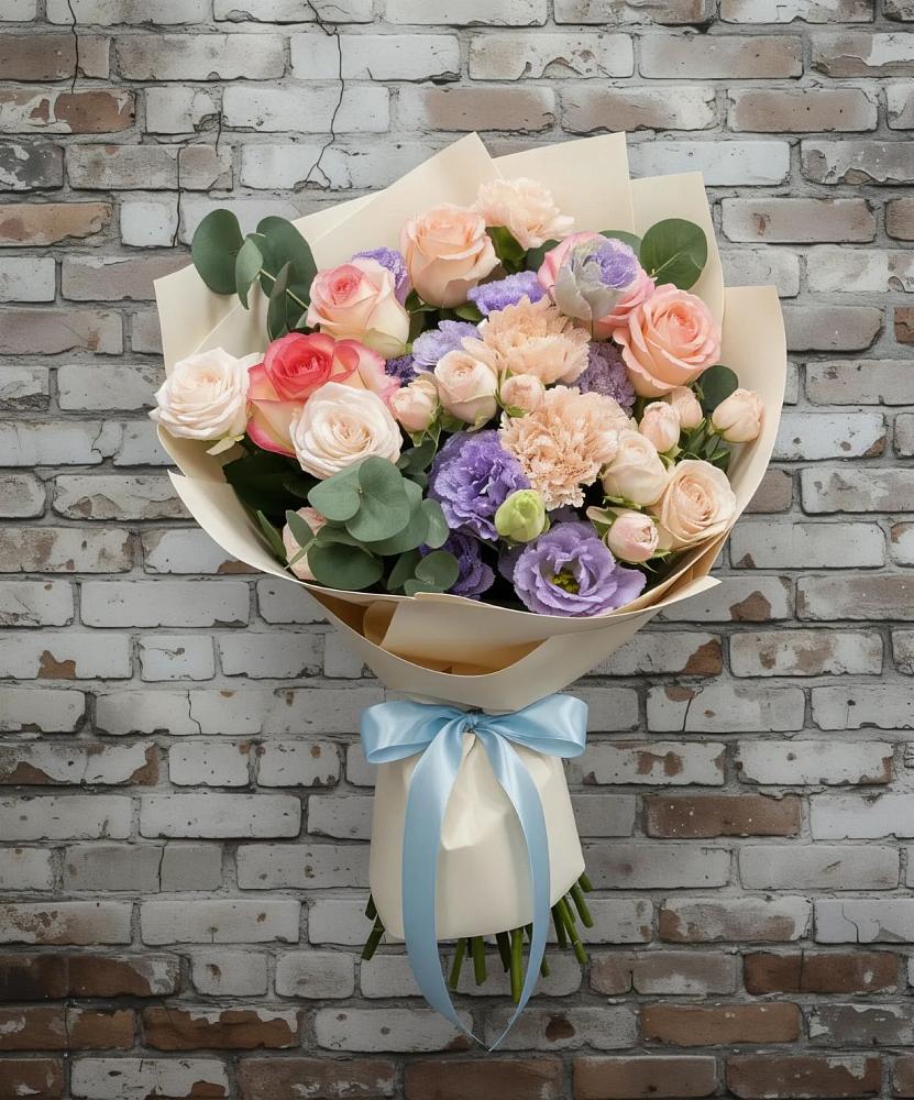 Букет цветов из: Розы, Лизиантусы и Гвоздики в Лесколово