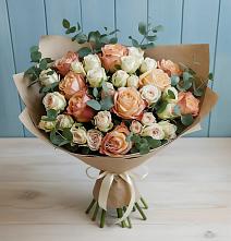Букет цветов из:  Альстромерии и Розы в Лесколово