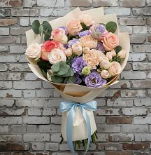 Букет цветов из:  Розы, Лизиантусы и Гвоздики #REPLACE_PRED# Лесколово