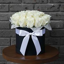 Цветочная композиция из Розы в шляпной коробке #REPLACE_PRED# Лесколово